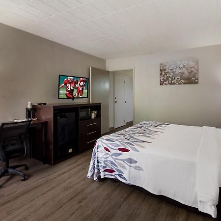 Red Roof Inn New Stanton Zewnętrze zdjęcie