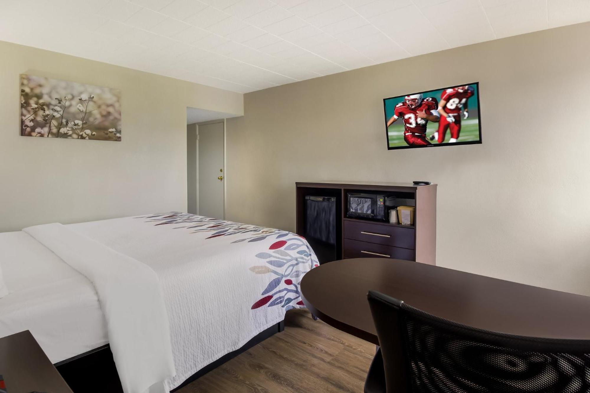 Red Roof Inn New Stanton Zewnętrze zdjęcie